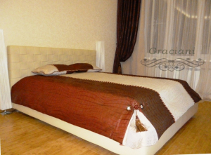 Шторы бордовые
