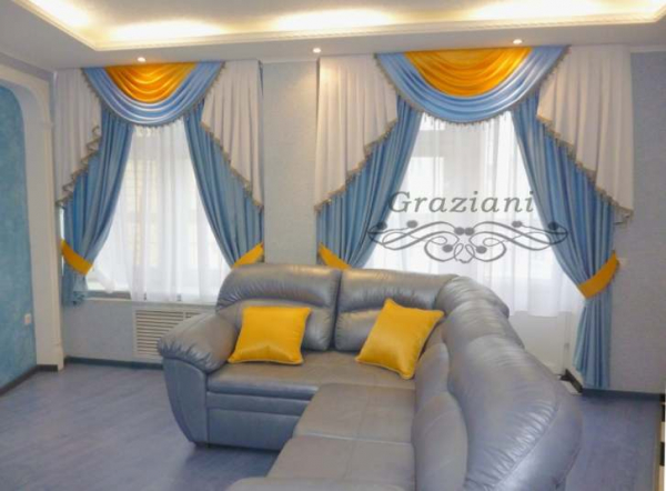 Желто-синие шторы в гостиную